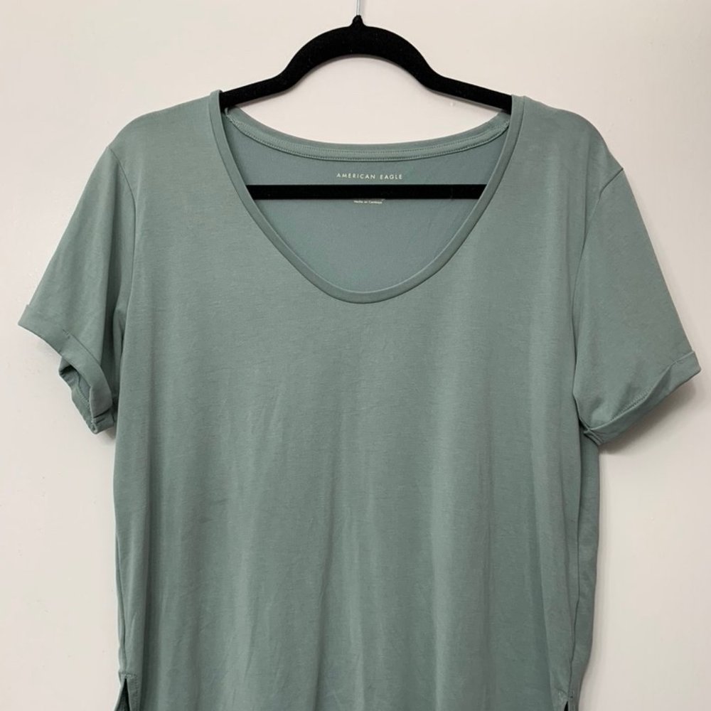 Sea foam Cuffed Sleeve Casual Tee